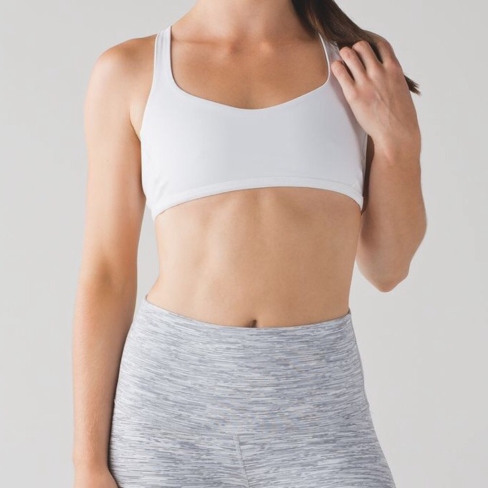 Lululemon free to be bra